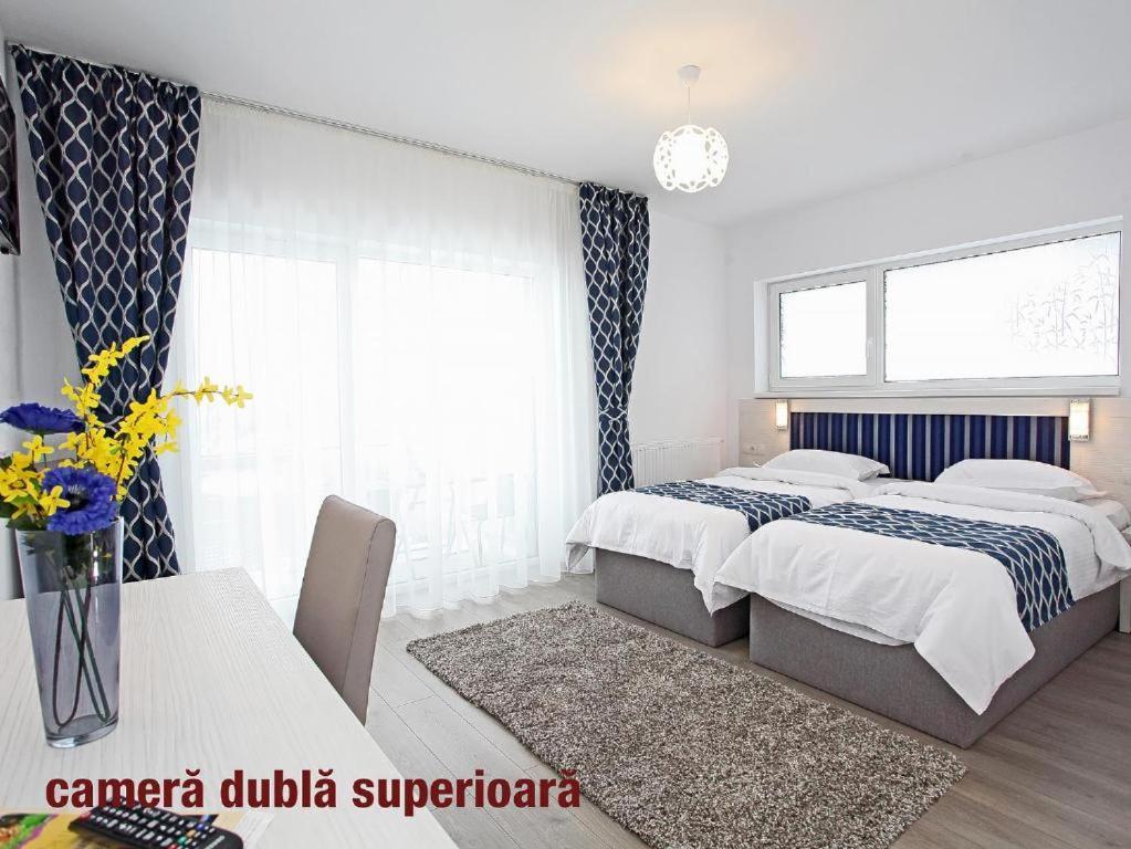Pension Mora Cluj-Napoca Ngoại thất bức ảnh