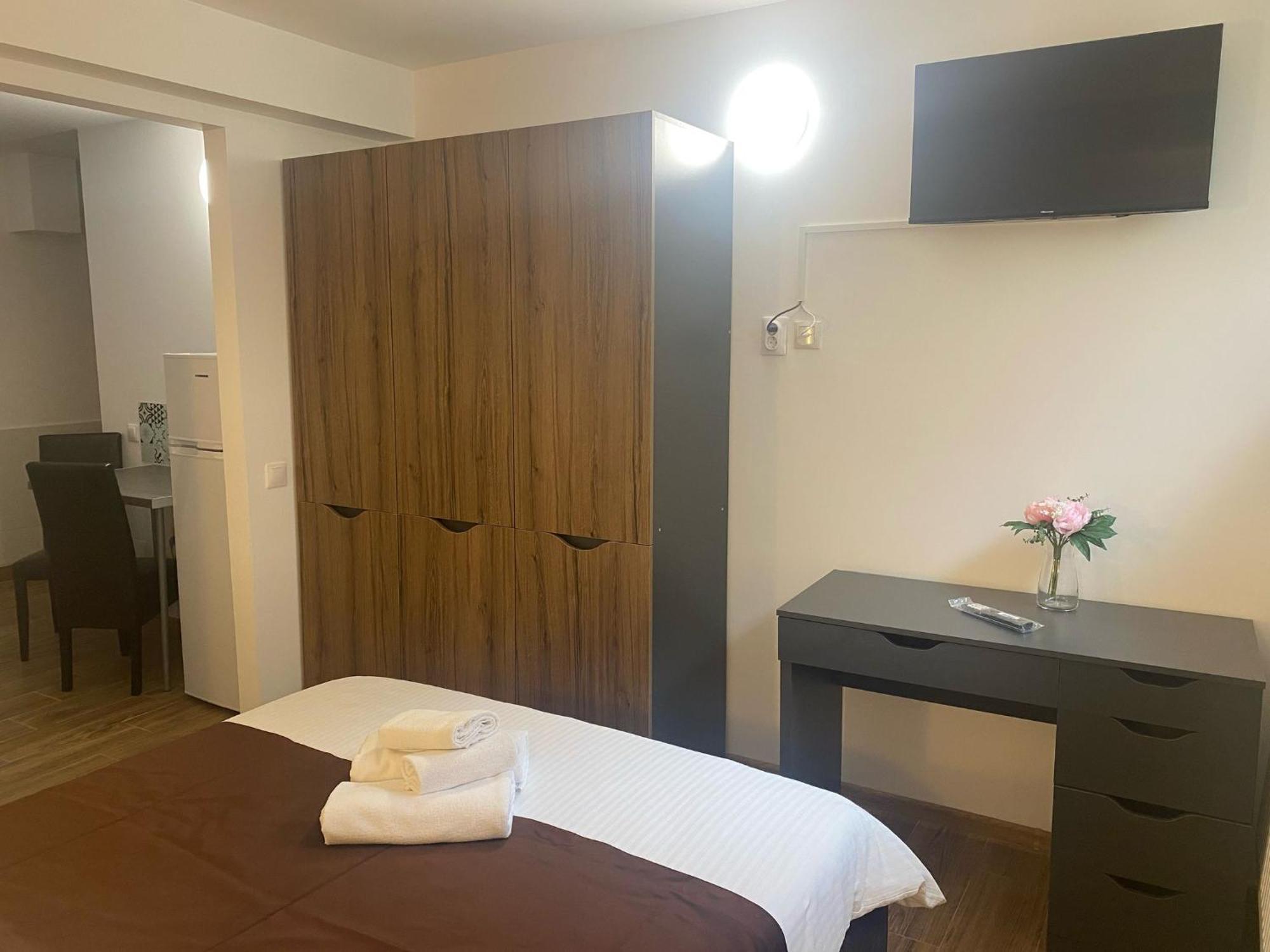 Pension Mora Cluj-Napoca Phòng bức ảnh